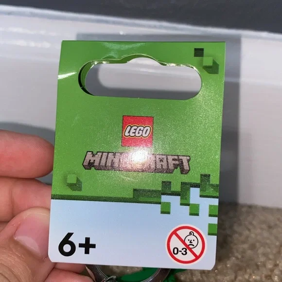 LEGO Minecraft Creeper Keychain NWT - Picture 2 of 3